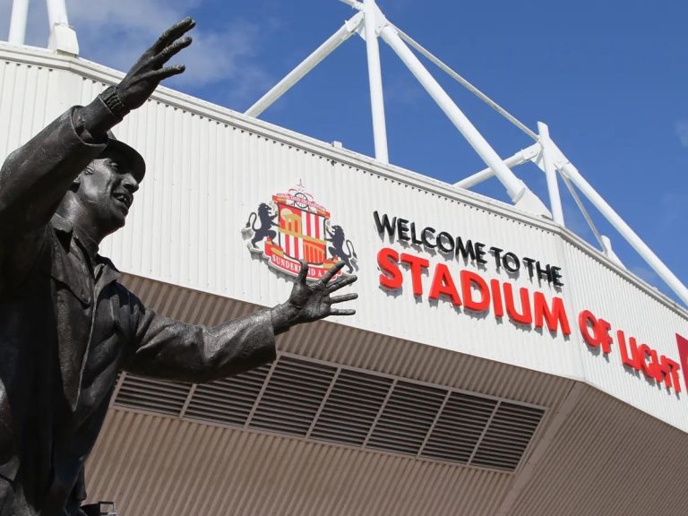 Sunderland apologized for the inclusion of Newcastle slogans in the stadium bar