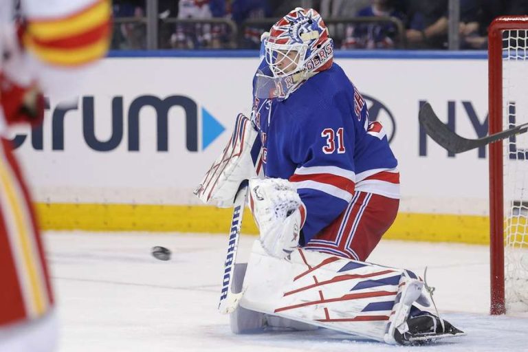NHL roundup: Igor Shesterkin of the Rangers continues to blank the Flames