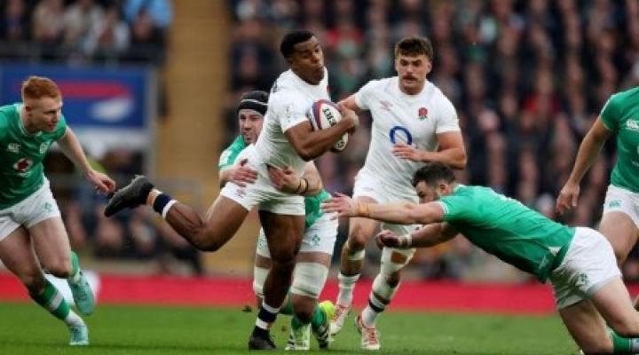 England’s Feyi-Waboso Ruled Out of France Six Nations Clash Due to Concussion