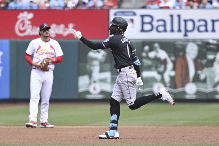 Marlins Overcome Slow Start with Dominant Win Over Cardinals