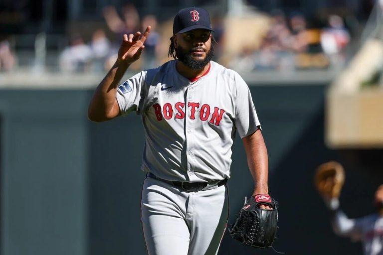 MLB Wrap-Up: Red Sox Snap Twins’ Streak, Rays Sweep Mets, and Home Runs Light Up the League