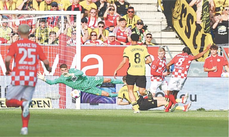 Terzic Expresses Frustration as Borussia Dortmund’s Inconsistency Leads to Defeat Against Mainz